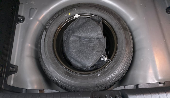 2021 Hyundai NEW I20 ASTA 1.2 MT, Petrol, Manual, 11,432 km, Spare Tyre