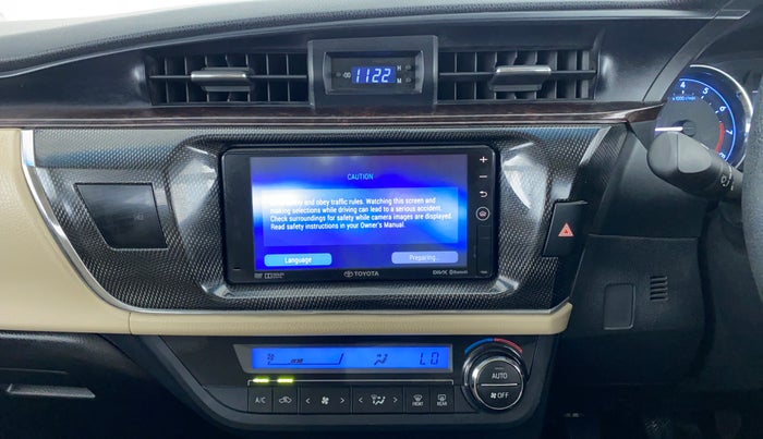 2015 Toyota Corolla Altis G, Petrol, Manual, 38,722 km, Air Conditioner