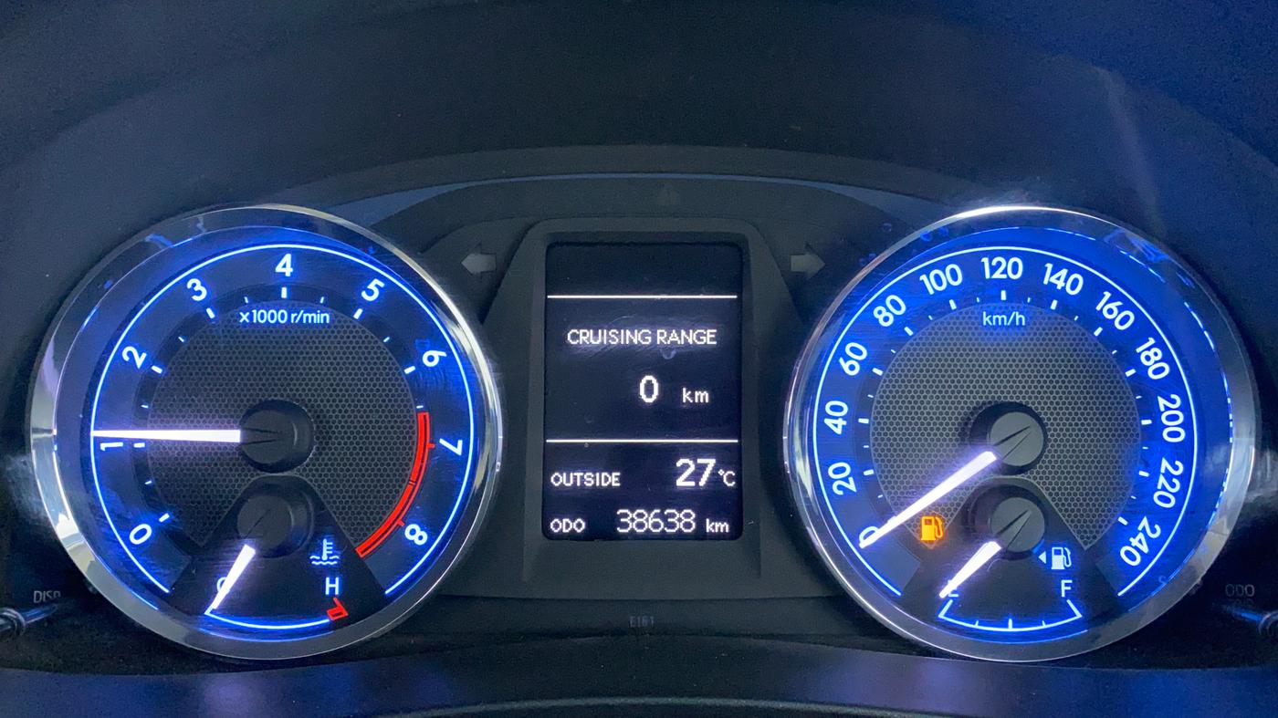 2015 Toyota Corolla Altis G, Petrol, Manual, 38,722 km, Odometer Image