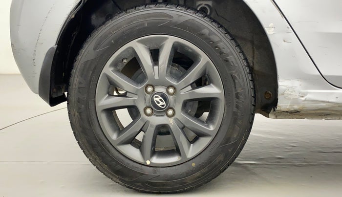 2019 Hyundai Elite i20 SPORTZ PLUS 1.2, Petrol, Manual, 19,833 km, Right Rear Wheel
