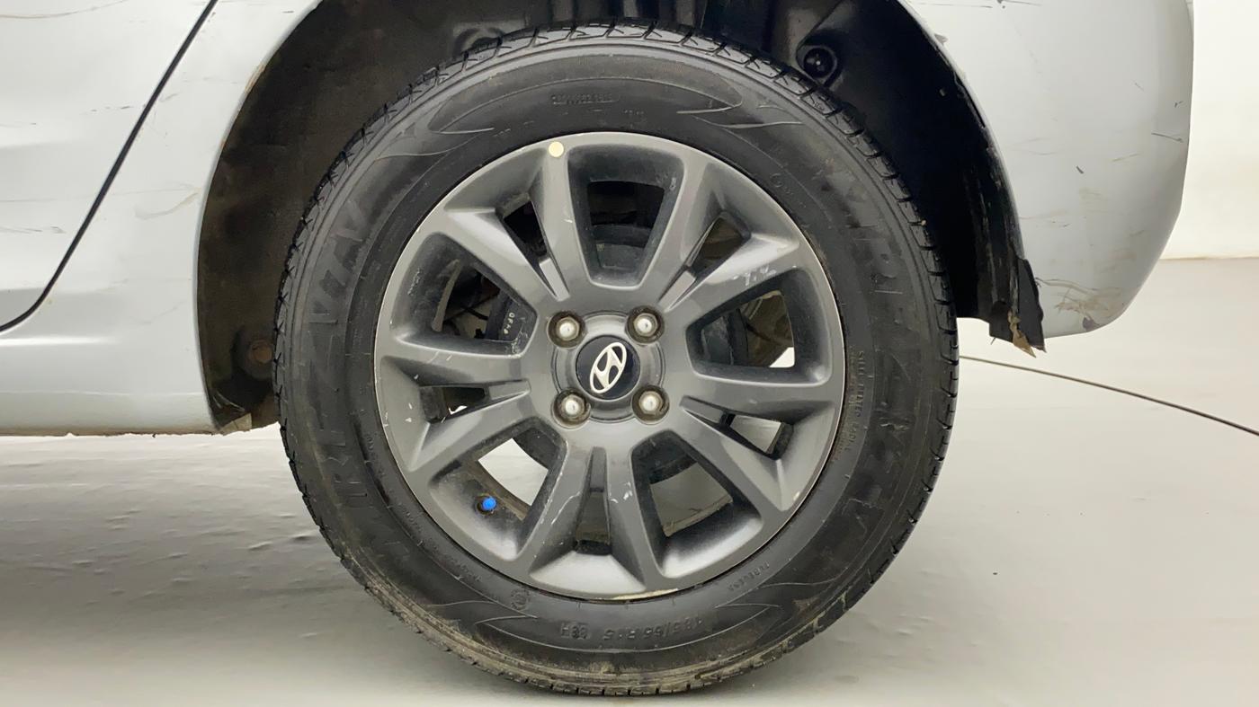 2019 Hyundai Elite i20 SPORTZ PLUS 1.2, Petrol, Manual, 19,833 km, Left Rear Wheel