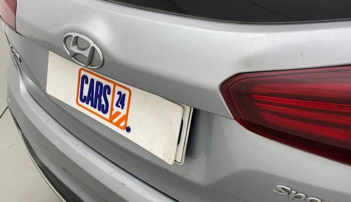 2019 Hyundai Elite i20 SPORTZ PLUS 1.2, Petrol, Manual, 19,833 km, Dicky (Boot door) - Slightly dented