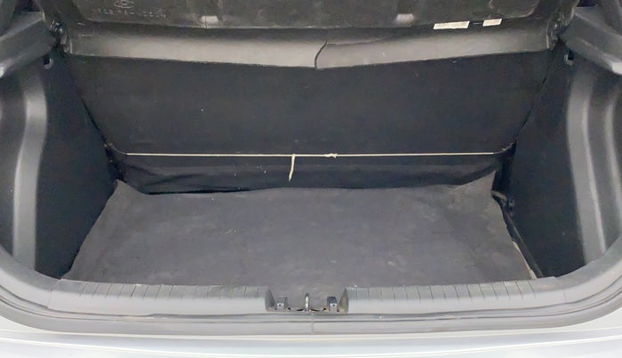 2019 Hyundai Elite i20 SPORTZ PLUS 1.2, Petrol, Manual, 19,833 km, Boot Inside
