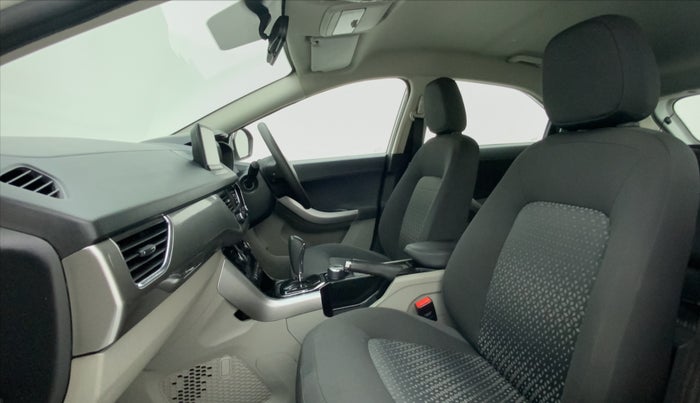 2018 Tata NEXON XZA+ 1.5, Diesel, Automatic, 43,897 km, Right Side Front Door Cabin