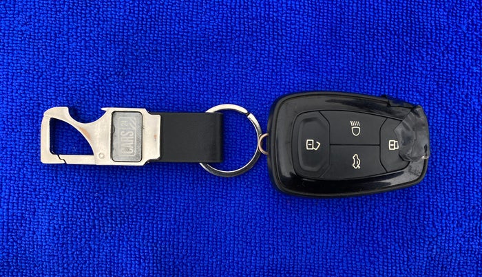 2018 Tata NEXON XZA+ 1.5, Diesel, Automatic, 43,897 km, Key Close Up