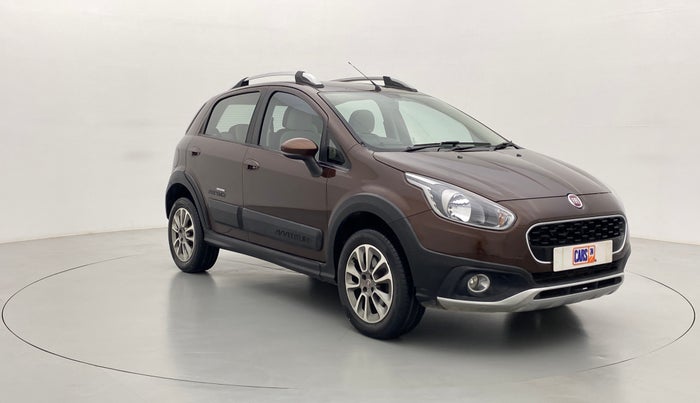 2016 Fiat URBAN CROSS 1.4 T-JET EMOTION, Petrol, Manual, 25,839 km, Right Front Diagonal