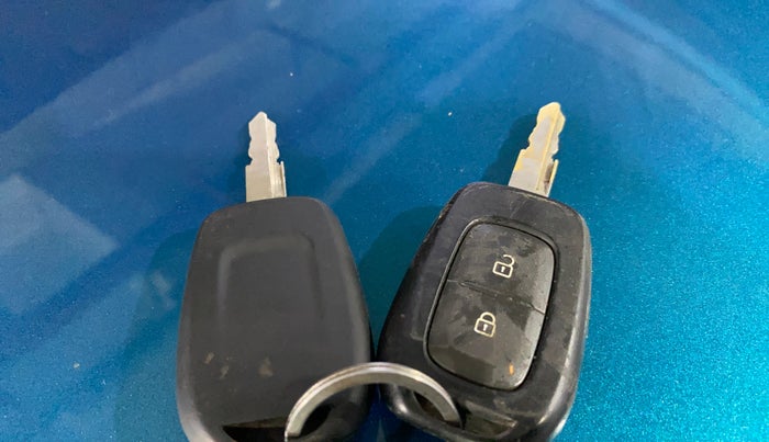 2021 Renault Kwid RXT 1.0 (O), Petrol, Manual, 23,674 km, Key Close Up