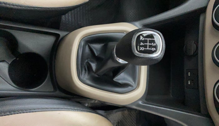 2014 Hyundai Grand i10 SPORTZ 1.2 KAPPA VTVT, Petrol, Manual, 49,805 km, Gear Lever