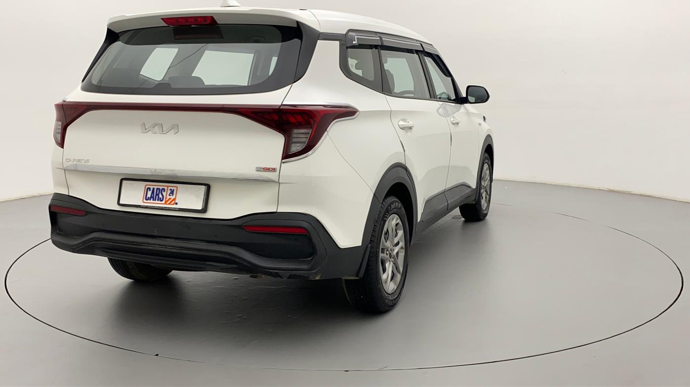 2022 KIA CARENS PRESTIGE 1.4 PETROL 7 STR, Petrol, Manual, 8,436 km, Right Back Diagonal