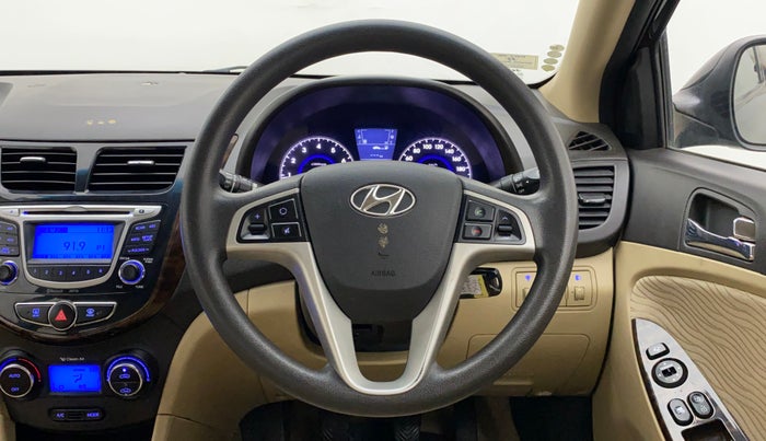 2013 Hyundai Verna FLUIDIC 1.6 VTVT SX, Petrol, Manual, 54,780 km, Steering Wheel Close Up