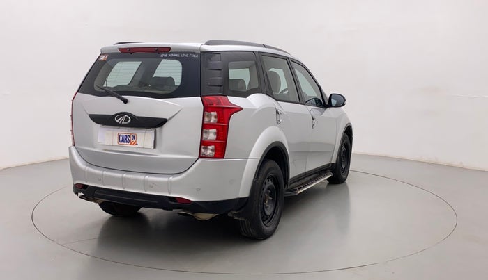 2016 Mahindra XUV500 W6, Diesel, Manual, 70,027 km, Right Back Diagonal