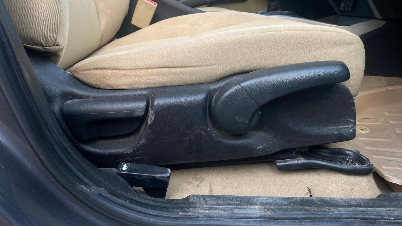 2020 Honda City 1.5L I-VTEC ZX, Petrol, Manual, 80,727 km, Driver Side Adjustment Panel