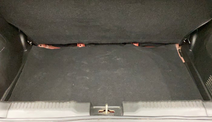 2018 Maruti Swift VXI AMT, Petrol, Automatic, 25,687 km, Boot Inside