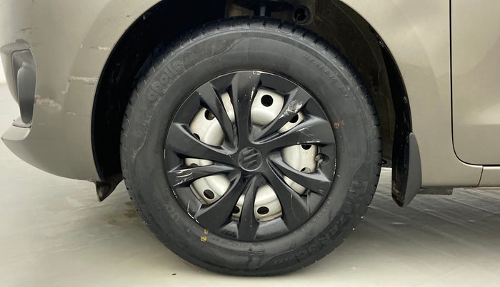 2020 Maruti Swift LXI D, Petrol, Manual, 12,490 km, Left Front Wheel