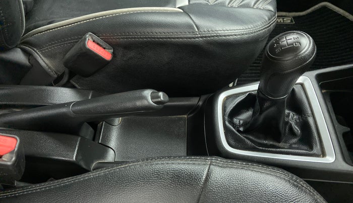 2020 Maruti Swift LXI D, Petrol, Manual, 12,490 km, Gear Lever