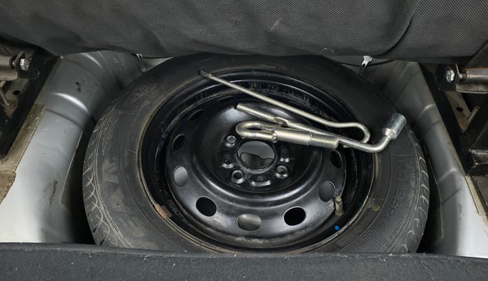2017 Tata Tiago XT PETROL, CNG, Manual, 47,298 km, Dicky (Boot door) - Jack/Tool not available