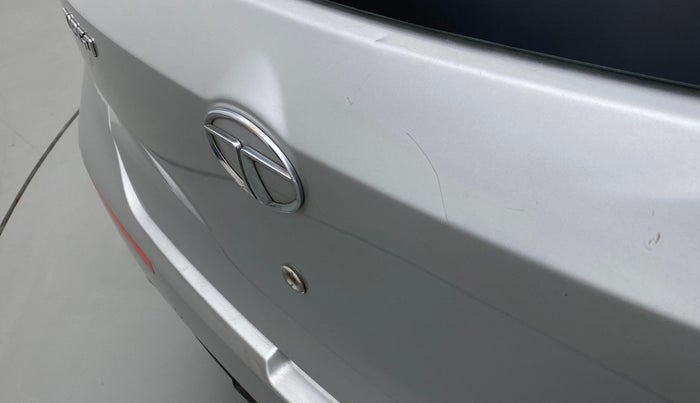 2017 Tata Tiago XT PETROL, CNG, Manual, 47,298 km, Dicky (Boot door) - Minor scratches