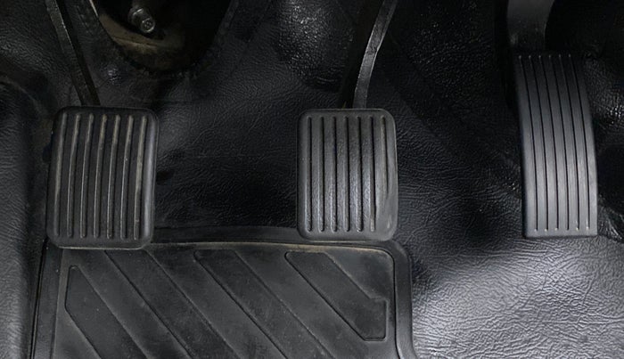 2020 Hyundai AURA S 1.2 CNG, CNG, Manual, 28,275 km, Pedals