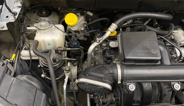 2024 Renault TRIBER RXZ, Petrol, Manual, 16,229 km, Engine View - Right