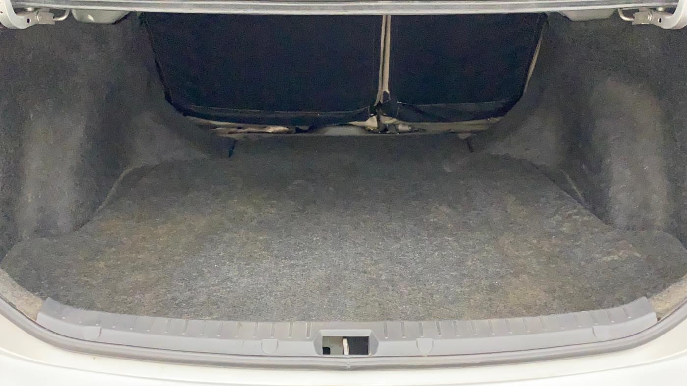 2012 Toyota Corolla Altis G PETROL, Petrol, Manual, 1,00,798 km, Boot Inside