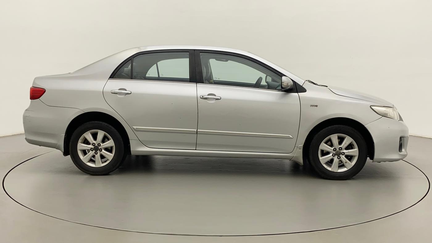 2012 Toyota Corolla Altis G PETROL, Petrol, Manual, 1,00,798 km, Right Side View