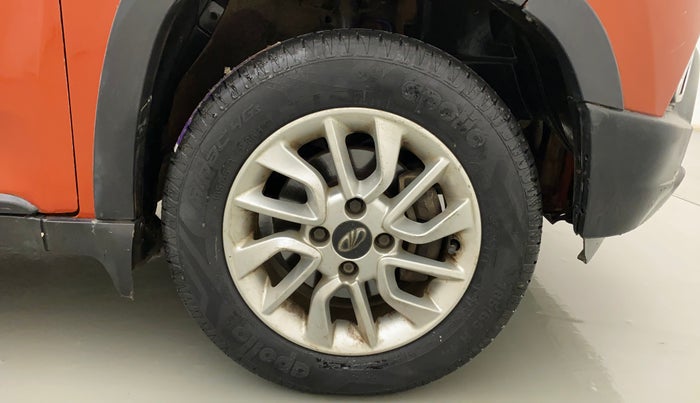 2016 Mahindra Kuv100 K8 5 STR, Petrol, Manual, 47,044 km, Right Front Wheel
