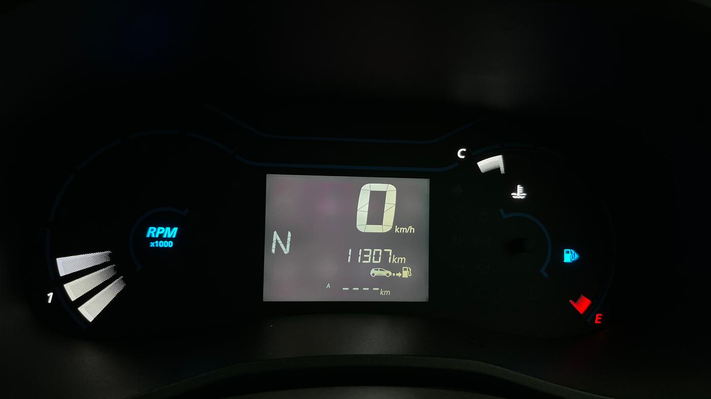 2022 Renault Kwid RXT 1.0 AMT, Petrol, Automatic, 11,287 km, Odometer Image