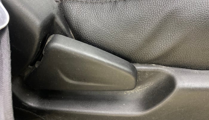 2018 Datsun Redi Go S 1.0 AMT, Petrol, Automatic, 72,608 km, Driver Side Adjustment Panel