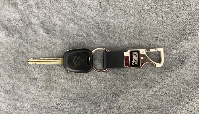 2017 Maruti OMNI E 8 STR, Petrol, Manual, 27,921 km, Key Close Up