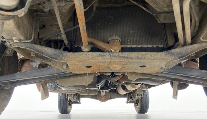 2017 Maruti OMNI E 8 STR, Petrol, Manual, 27,921 km, Front Underbody