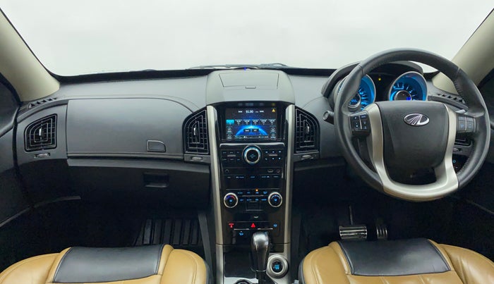 2018 Mahindra XUV500 W11 AT, Diesel, Automatic, 54,467 km, Dashboard