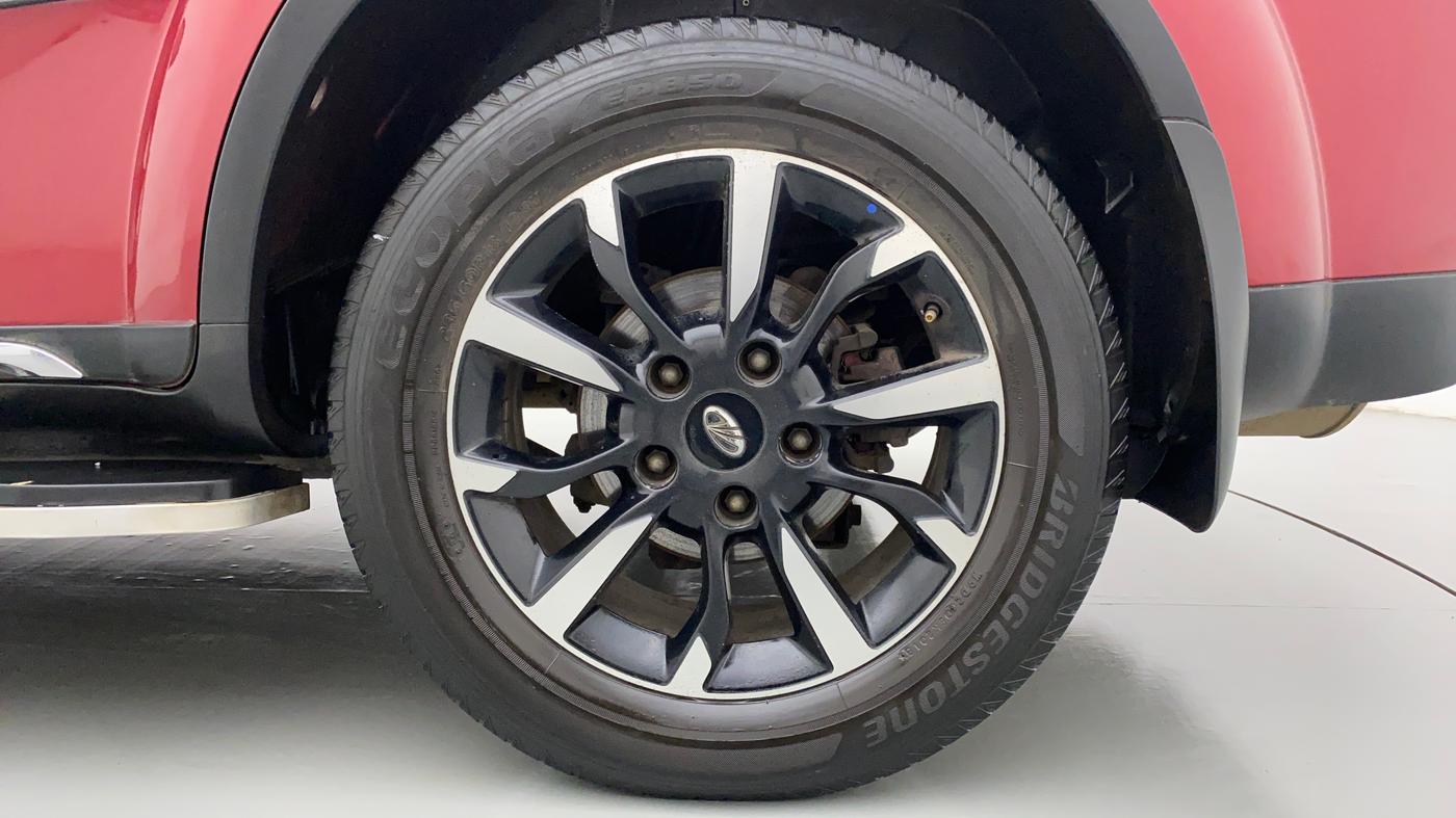 2018 Mahindra XUV500 W11 AT, Diesel, Automatic, 54,467 km, Left Rear Wheel