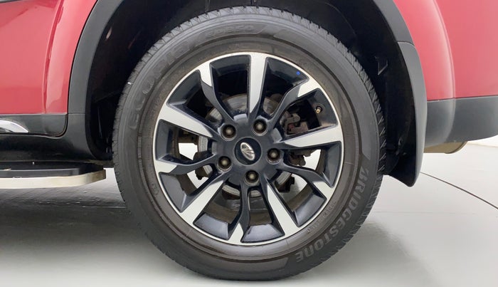 2018 Mahindra XUV500 W11 AT, Diesel, Automatic, 54,467 km, Left Rear Wheel