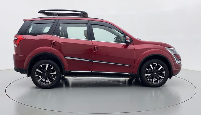 2018 Mahindra XUV500 W11 AT, Diesel, Automatic, 54,467 km, Right Side