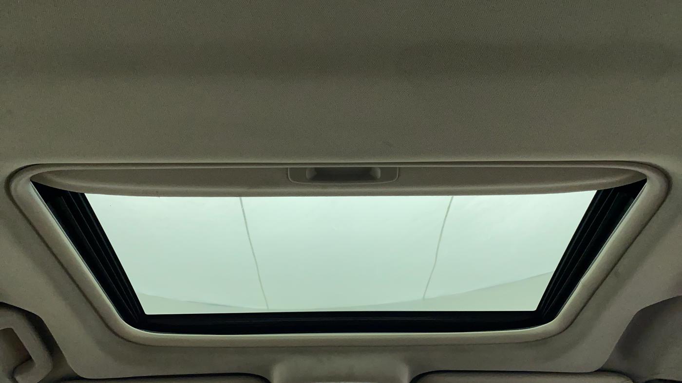 2018 Mahindra XUV500 W11 AT, Diesel, Automatic, 54,467 km, Moonroof/ Sunroof