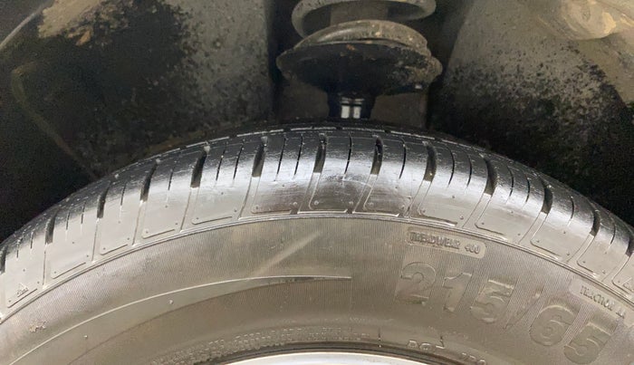 2021 Renault Duster RXZ 1.5 PETROL MT, Petrol, Manual, 36,181 km, Left Front Tyre Tread