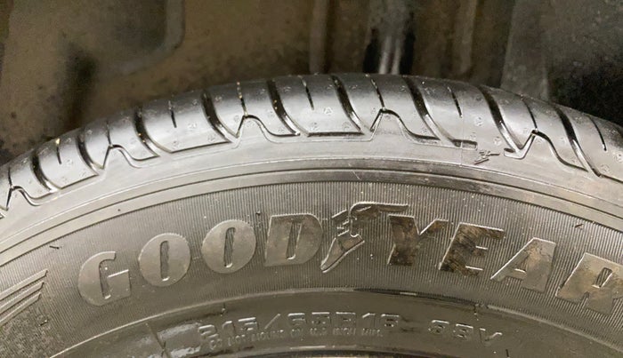 2021 Renault Duster RXZ 1.5 PETROL MT, Petrol, Manual, 36,181 km, Left Rear Tyre Tread