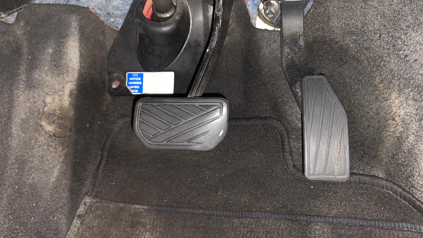 2018 Maruti IGNIS DELTA 1.3 AMT, Diesel, Automatic, 1,13,559 km, Pedals