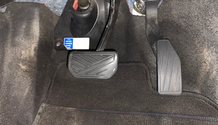 2018 Maruti IGNIS DELTA 1.3 AMT, Diesel, Automatic, 1,13,416 km, Pedals