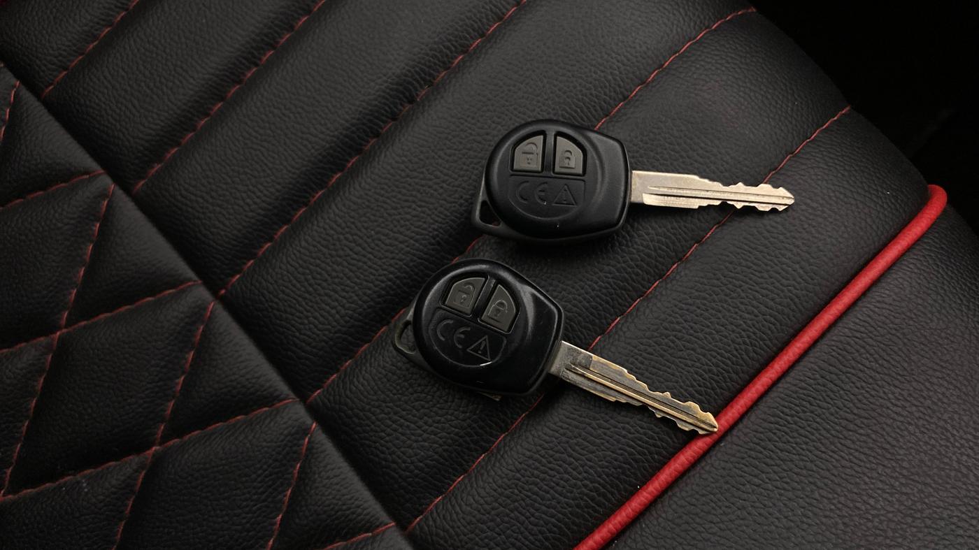 2018 Maruti IGNIS DELTA 1.3 AMT, Diesel, Automatic, 1,13,559 km, Key Close Up