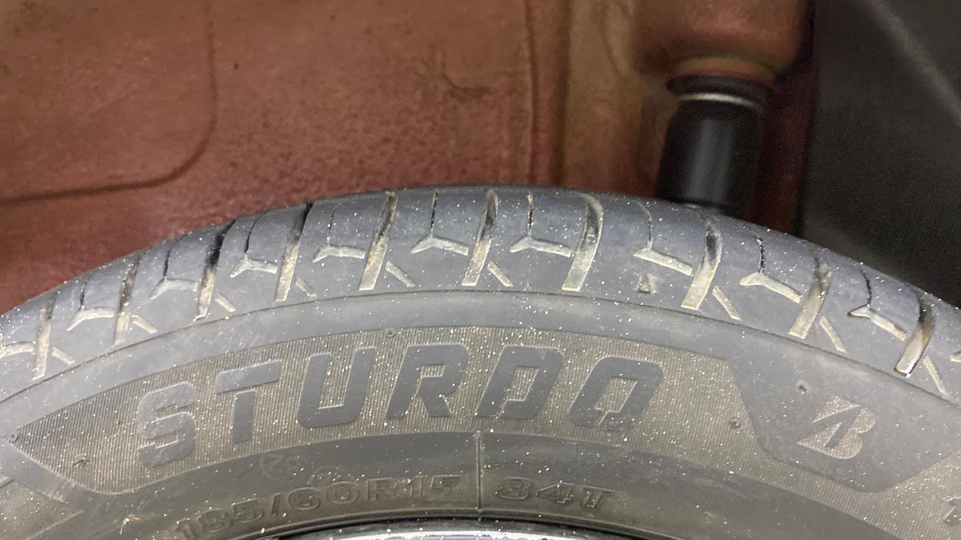 2018 Maruti IGNIS DELTA 1.3 AMT, Diesel, Automatic, 1,13,559 km, Left Rear Tyre Tread