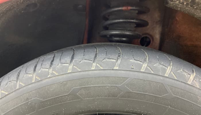 2018 Maruti IGNIS DELTA 1.3 AMT, Diesel, Automatic, 1,13,416 km, Left Front Tyre Tread