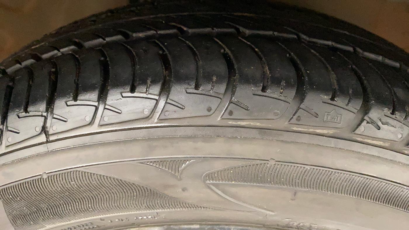 2017 Maruti Celerio X ZXI OPT AMT, Petrol, Automatic, 55,025 km, Right Front Tyre Tread