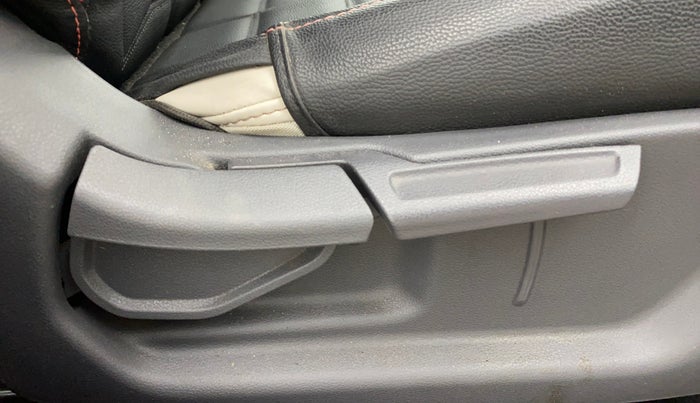 2021 Hyundai AURA SX 1.2 (O), Petrol, Manual, 42,975 km, Driver Side Adjustment Panel