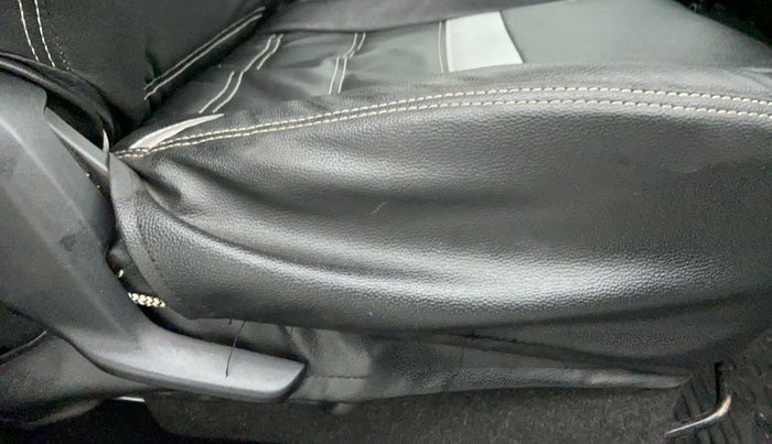 2020 Maruti Swift LXI D, Petrol, Manual, 18,208 km, Driver Side Adjustment Panel