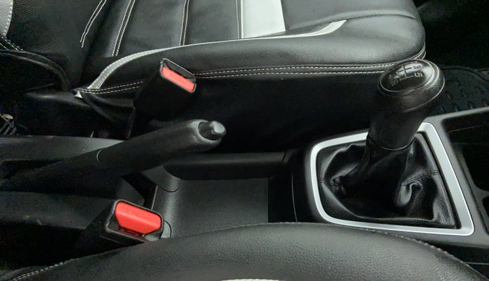 2020 Maruti Swift LXI D, Petrol, Manual, 18,208 km, Gear Lever