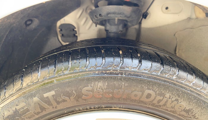 2024 Hyundai NEW I20 Sportz (O) 1.2, Petrol, Manual, 11,965 km, Left Front Tyre Tread