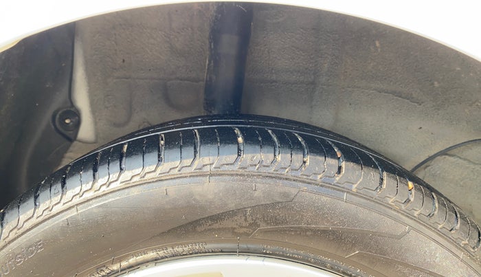 2024 Hyundai NEW I20 Sportz (O) 1.2, Petrol, Manual, 11,965 km, Right Rear Tyre Tread