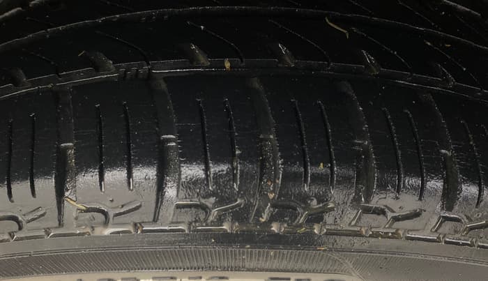 2015 Tata Nano TWIST XTA, Petrol, Automatic, 27,058 km, Right Rear Tyre Tread