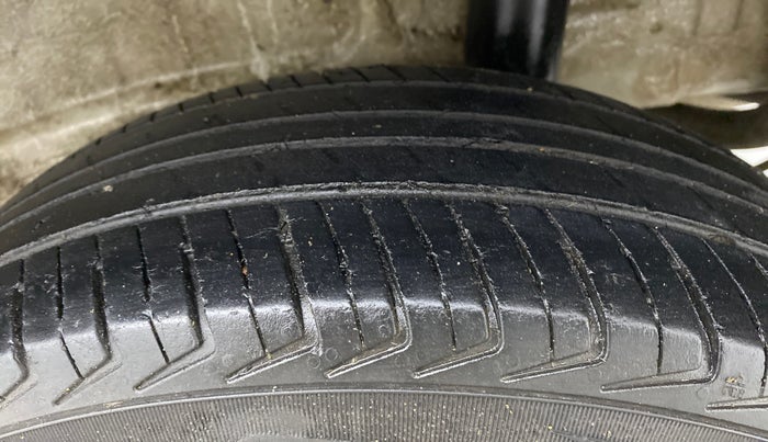 2020 Maruti New Wagon-R LXI CNG (O) 1.0, CNG, Manual, 60,468 km, Left Rear Tyre Tread